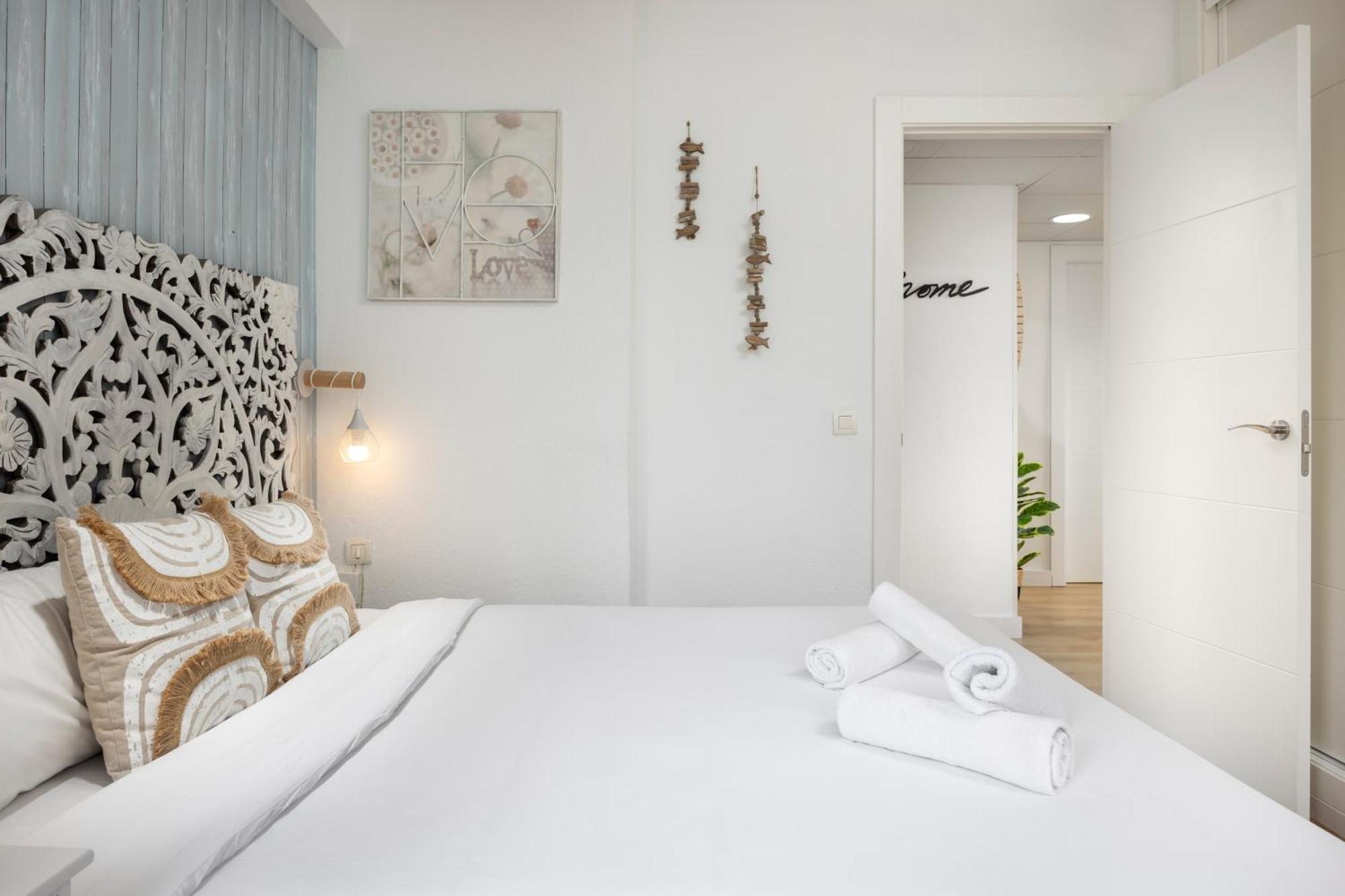 Wonderstays Apartamentos Morgan マラガ エクステリア 写真
